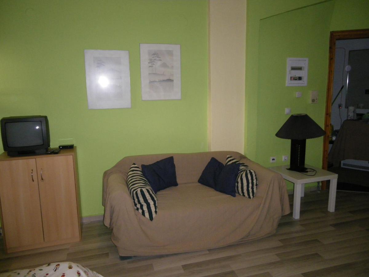 Homy Cozy Studio Towards The Centre Thessaloniki Exterior foto