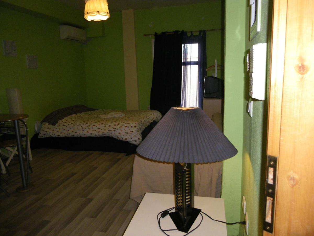 Homy Cozy Studio Towards The Centre Thessaloniki Exterior foto